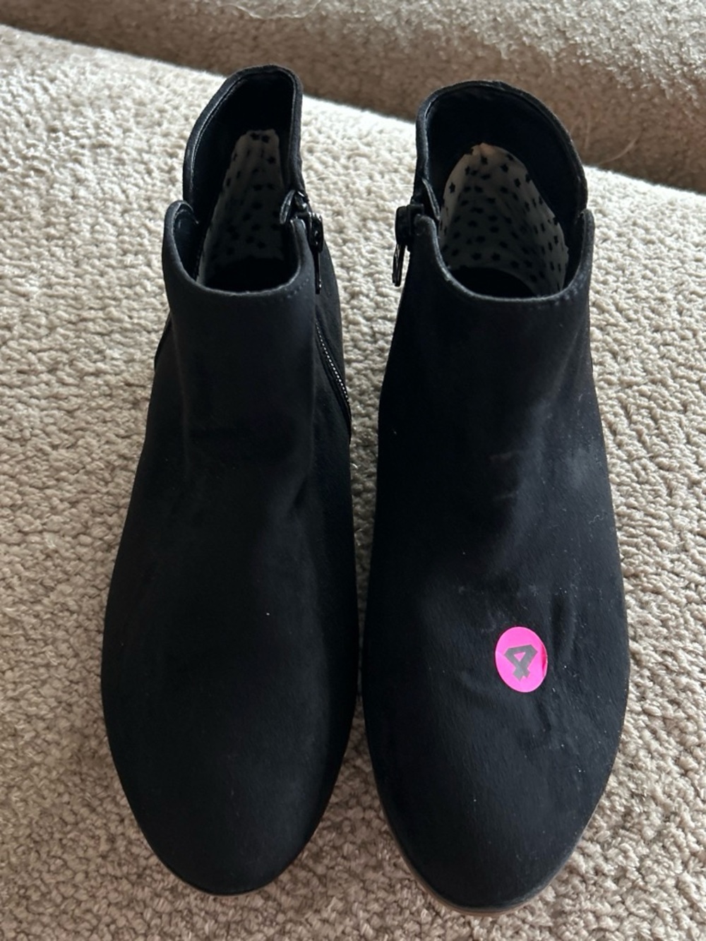 Cat & Jack Black Girls Ankle Boots with Pink Accent Sticker